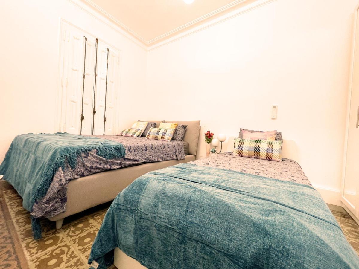 Bcn Centric Rooms Barcelona Eksteriør billede