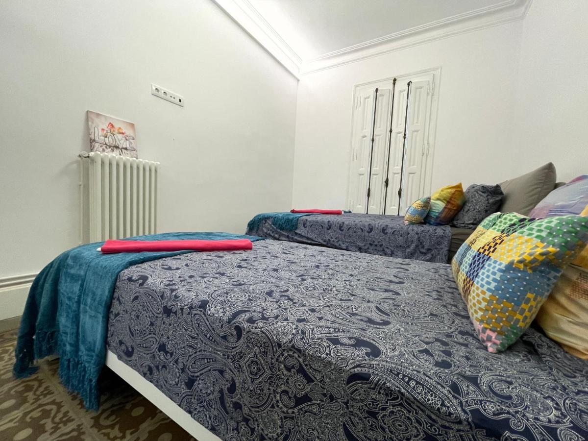 Bcn Centric Rooms Barcelona Eksteriør billede